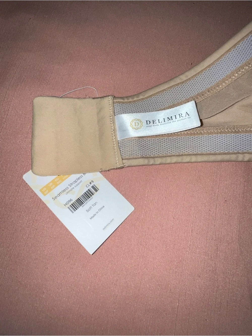 Strapless Nude Seamless Strapless Bra Delmira 42F NWT